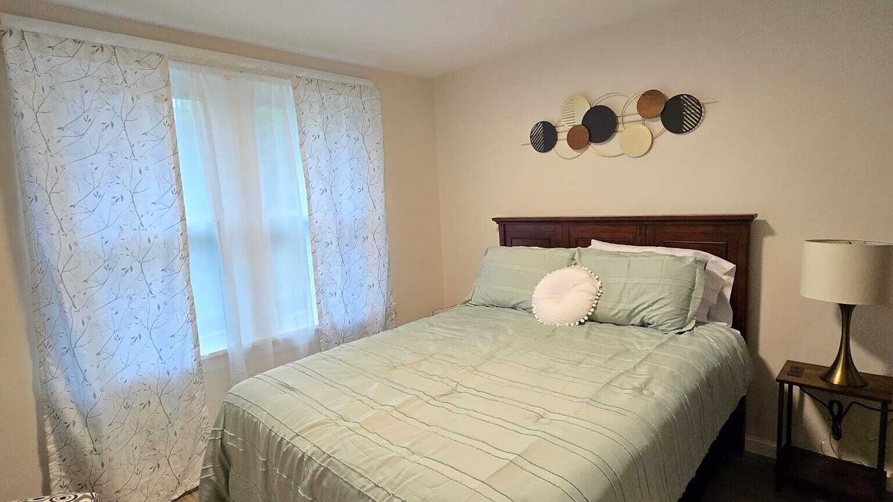 Photo of Bedroom in Laureldale