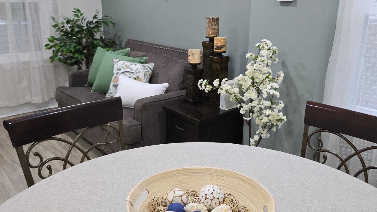 Photo of Others in Laureldale