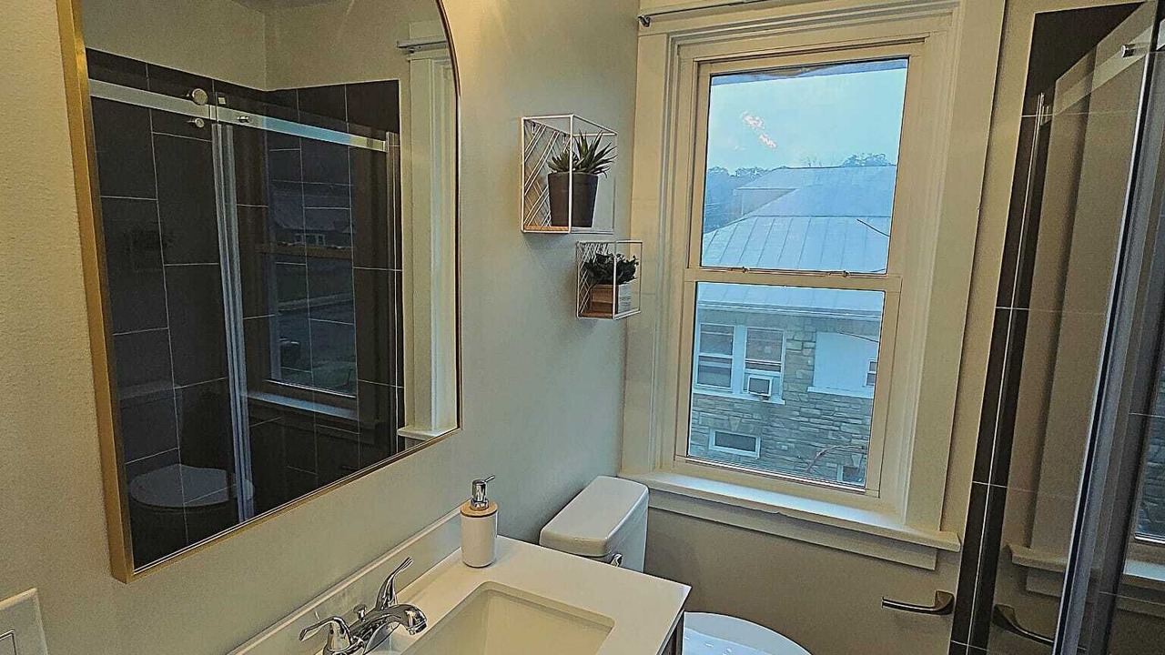 Photo of Bathroom in Laureldale