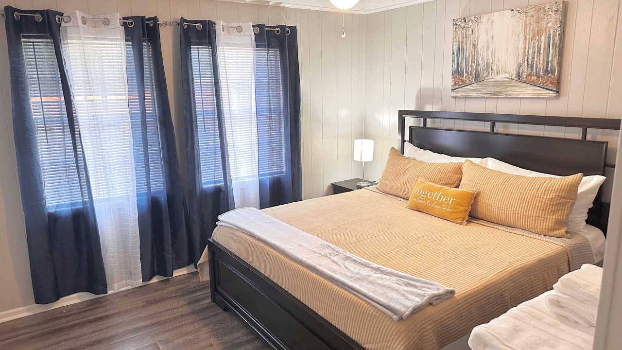 Photo of Bedroom in Starkville