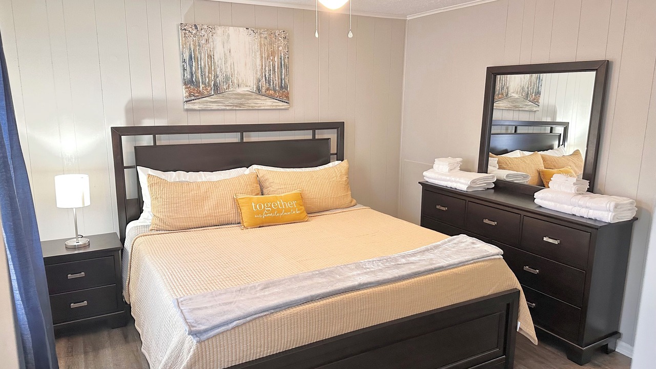 Photo of Bedroom in Starkville