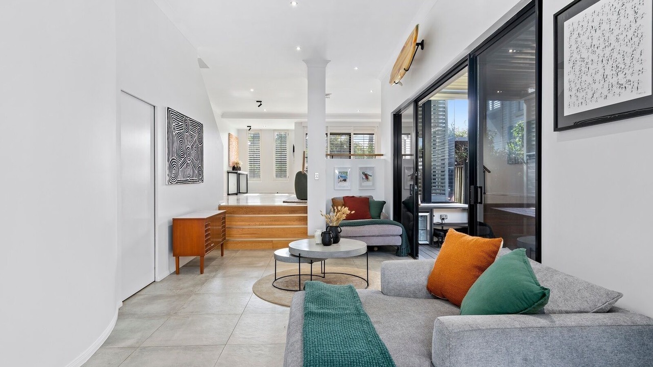 Photo of Livingroom in Mermaid Beach