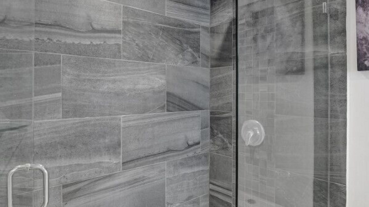 Photo of Bathroom in Mid Beach