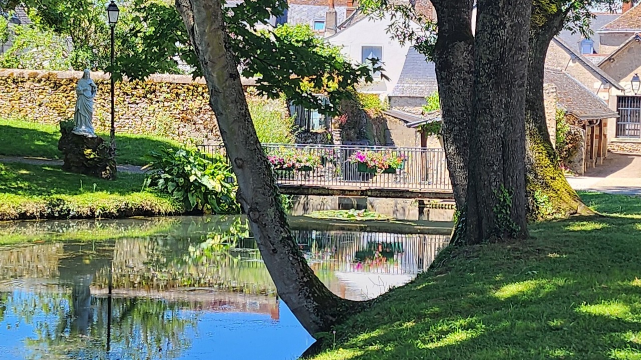 Photo of Outdoor in Ballan-Mire