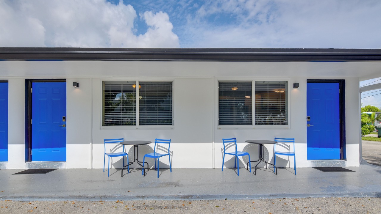 Photo of Outdoor in Hallandale Beach