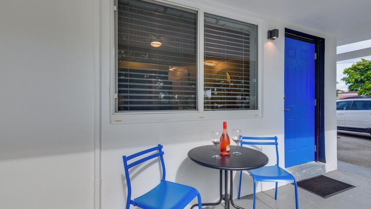 Photo of Outdoor in Hallandale Beach