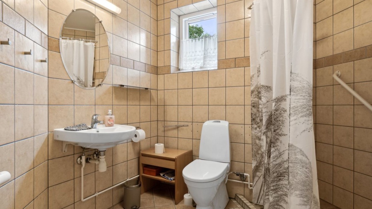Photo of Bathroom in Tejn