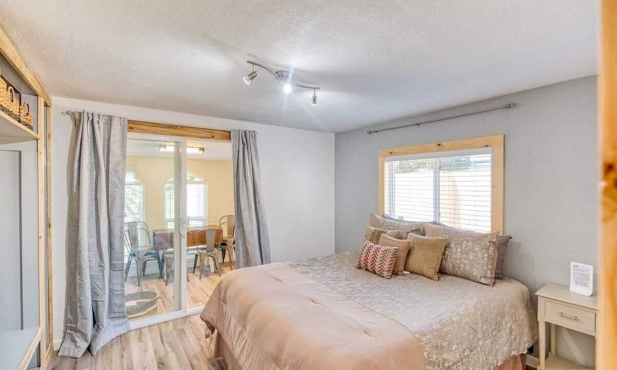 Photo of Others in Lakeside