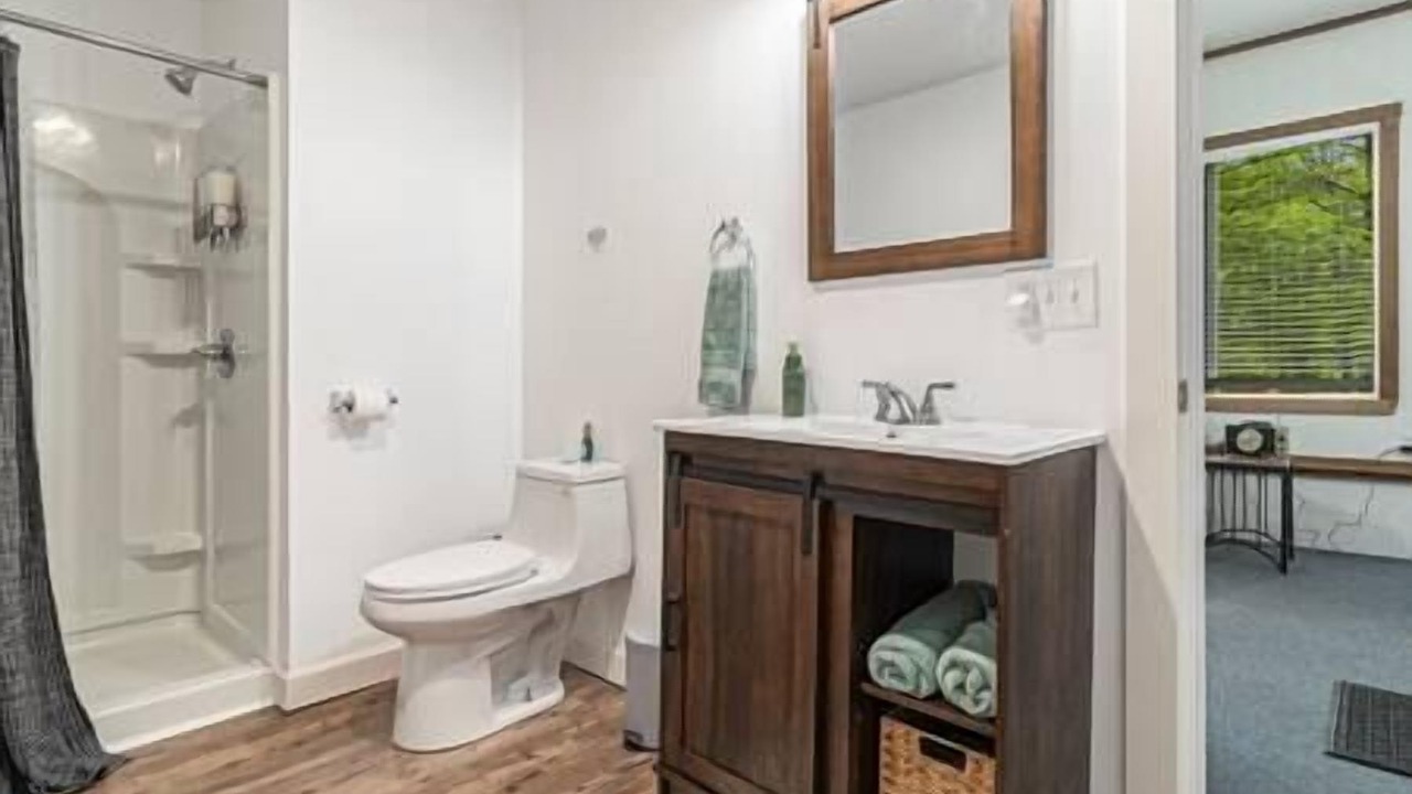 Photo of Bathroom in Branch