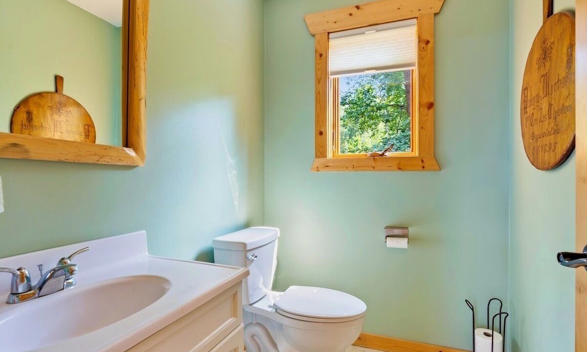 Photo of Bathroom in Fifty Lakes