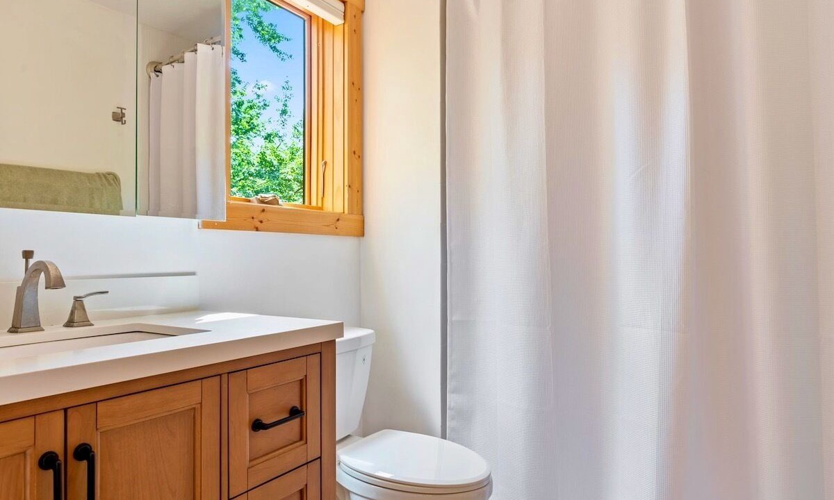 Photo of Bathroom in Fifty Lakes