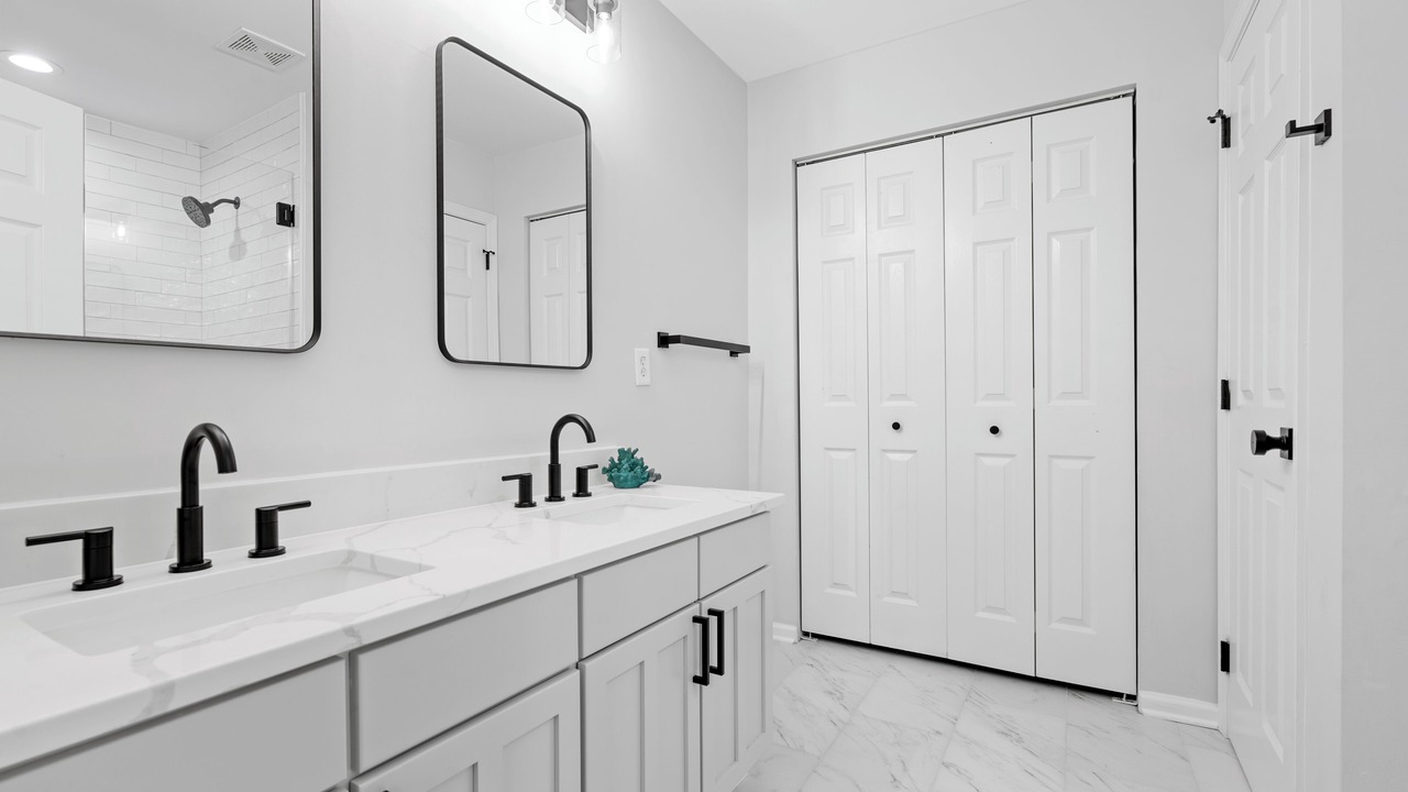 Photo of Bathroom in Goose Creek