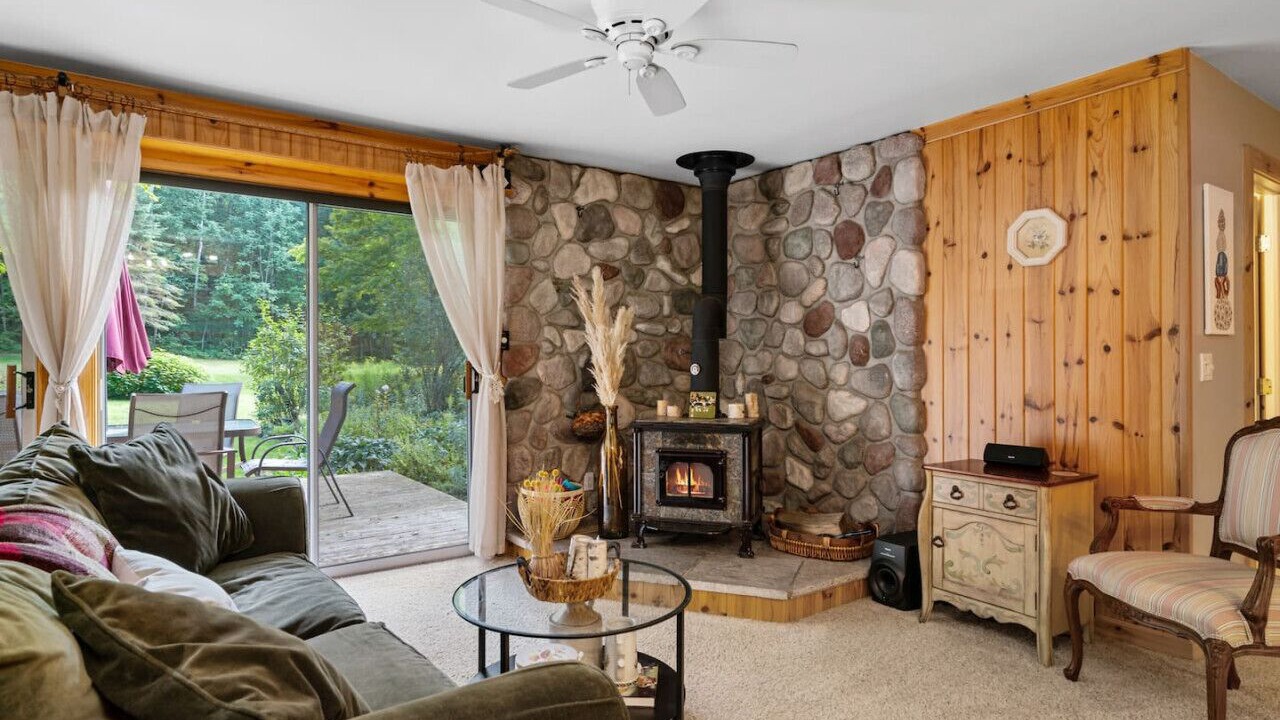 Photo of Livingroom in Charlevoix