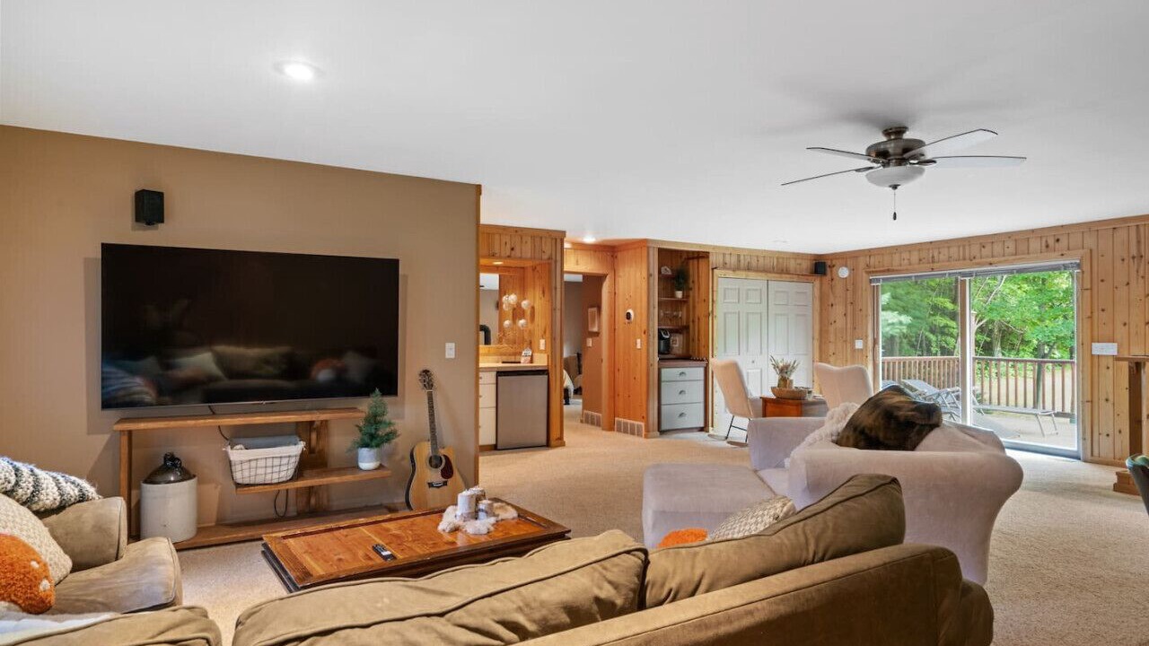 Photo of Livingroom in Charlevoix