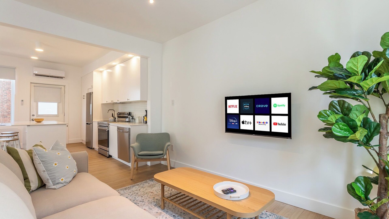 Photo of Livingroom in Hochelaga