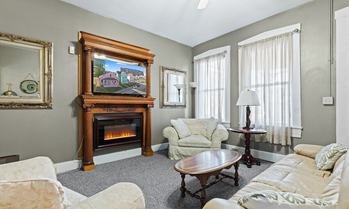 Photo of Livingroom in Babe Denny