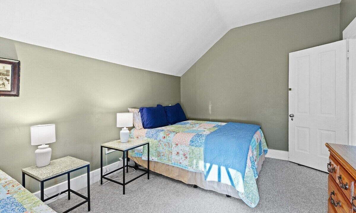 Photo of Bedroom in Babe Denny