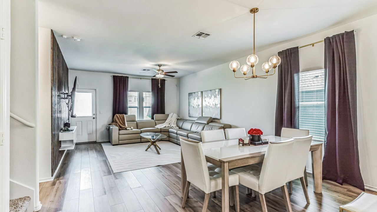 Photo of Livingroom in Del Valle