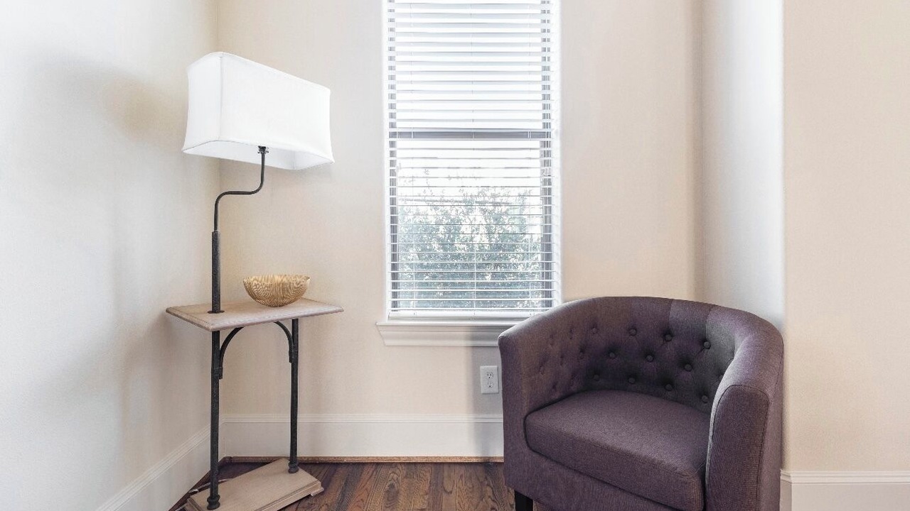 Photo of Livingroom in East Downtown Houston