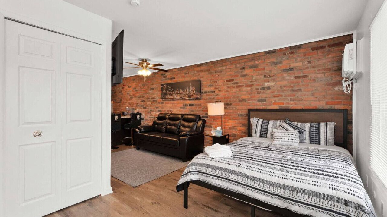 Photo of Bedroom in Sterling Heights