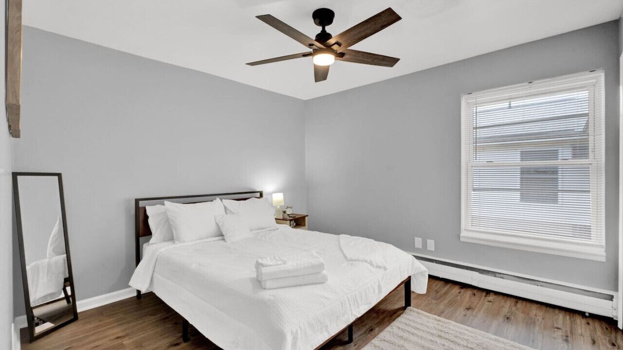 Photo of Bedroom in Sterling Heights