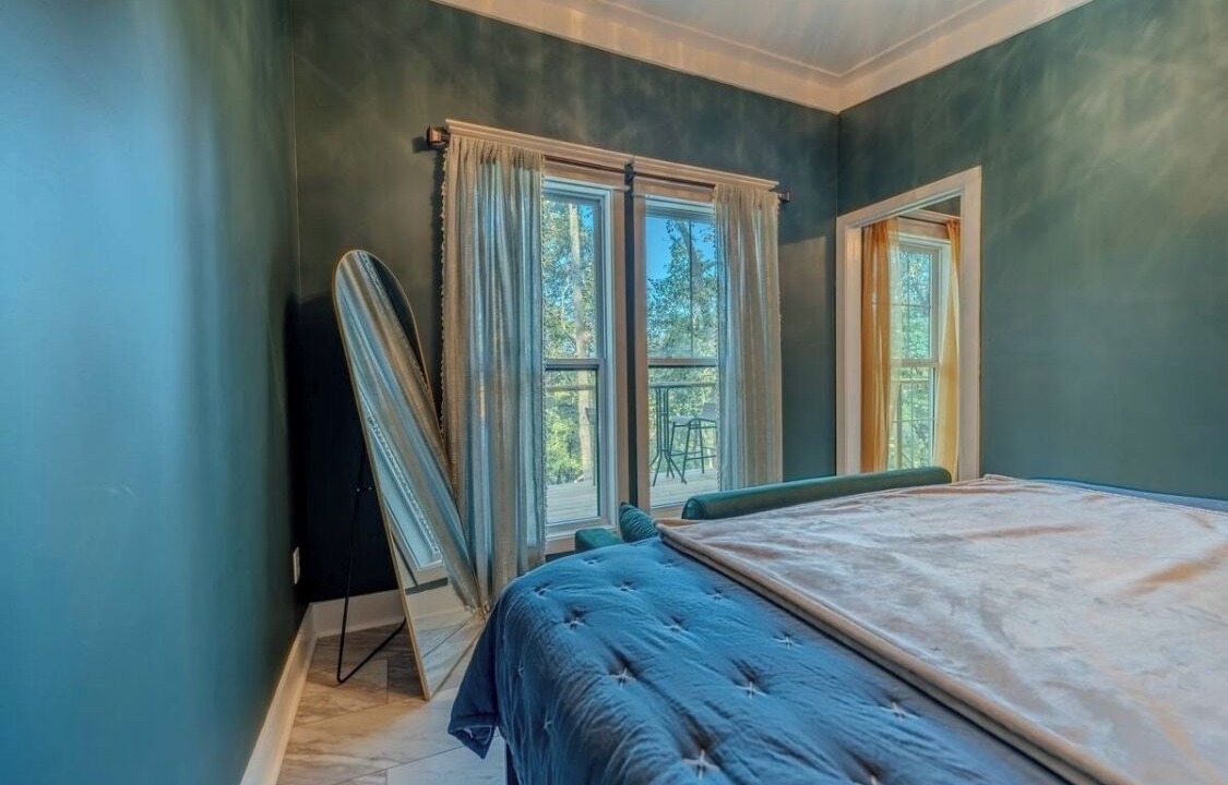 Photo of Bedroom in Albertville