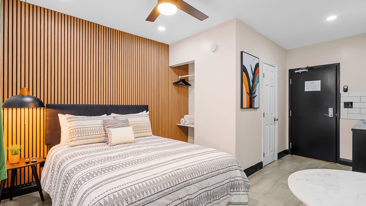 Photo of Bedroom in West Avenue