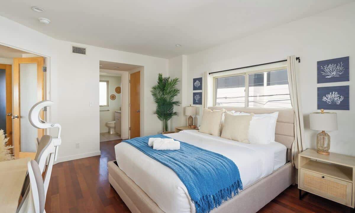 Photo of Bedroom in The Strand