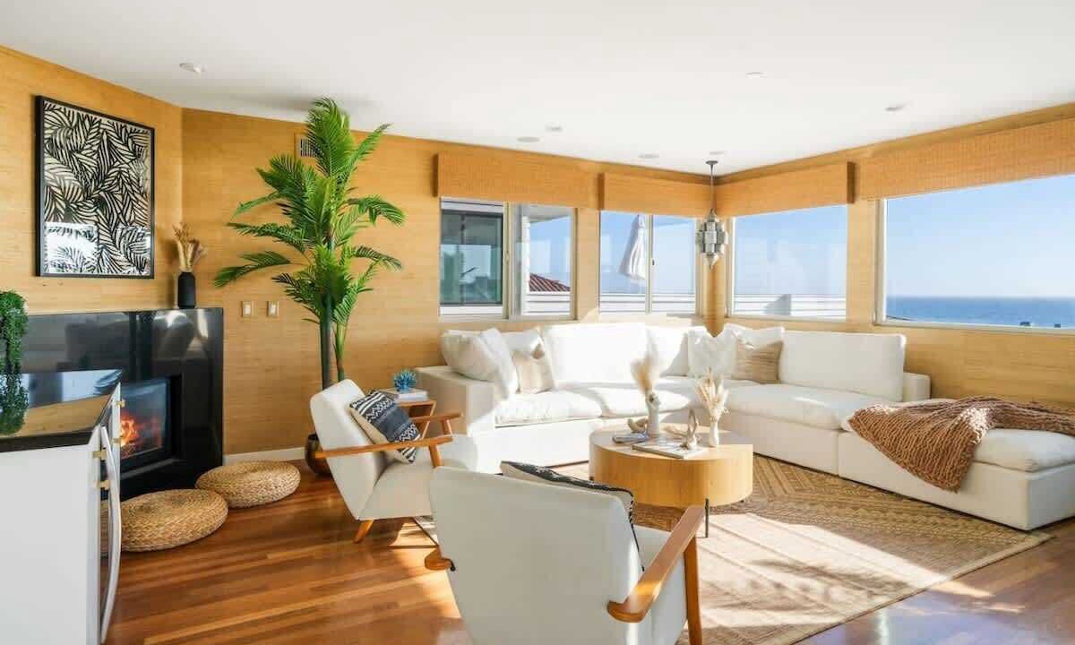 Photo of Livingroom in The Strand