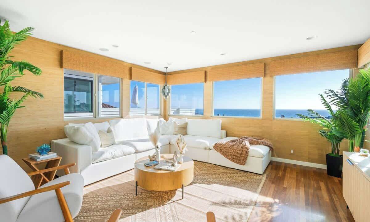 Photo of Livingroom in The Strand