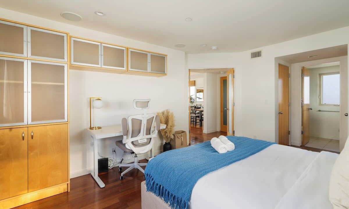 Photo of Bedroom in The Strand