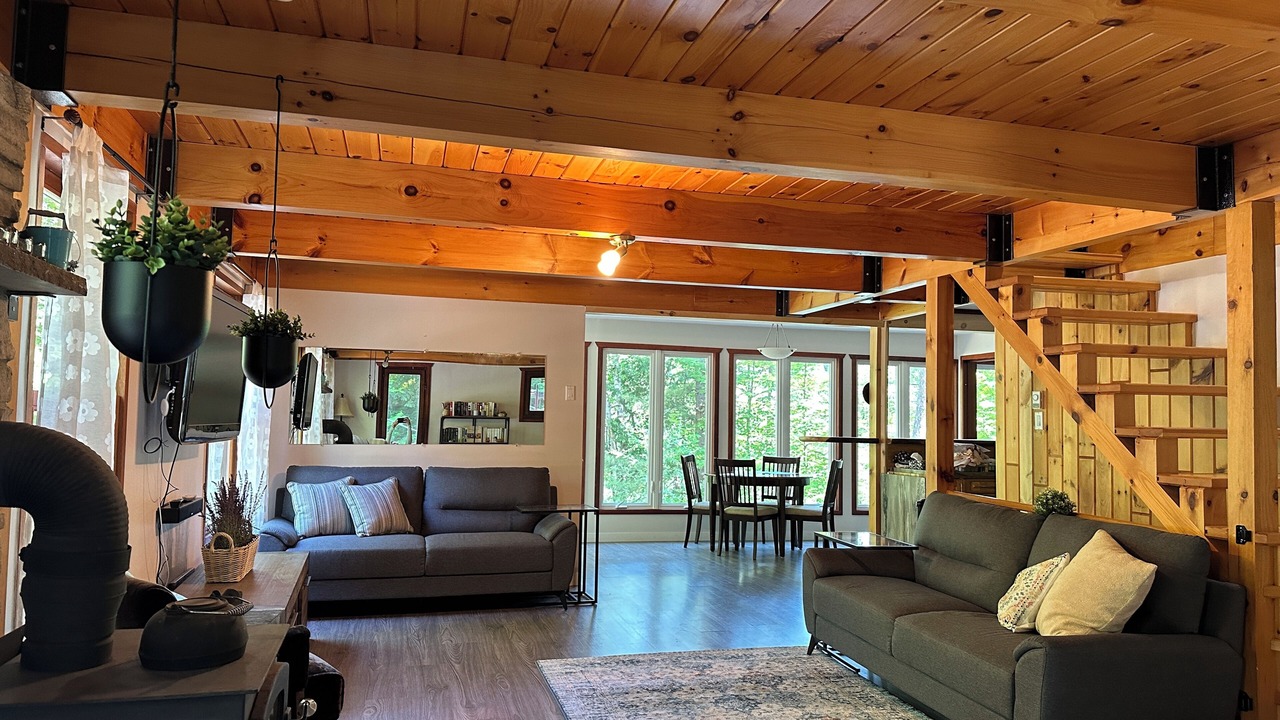 Photo of Livingroom in Lac-du-Cerf