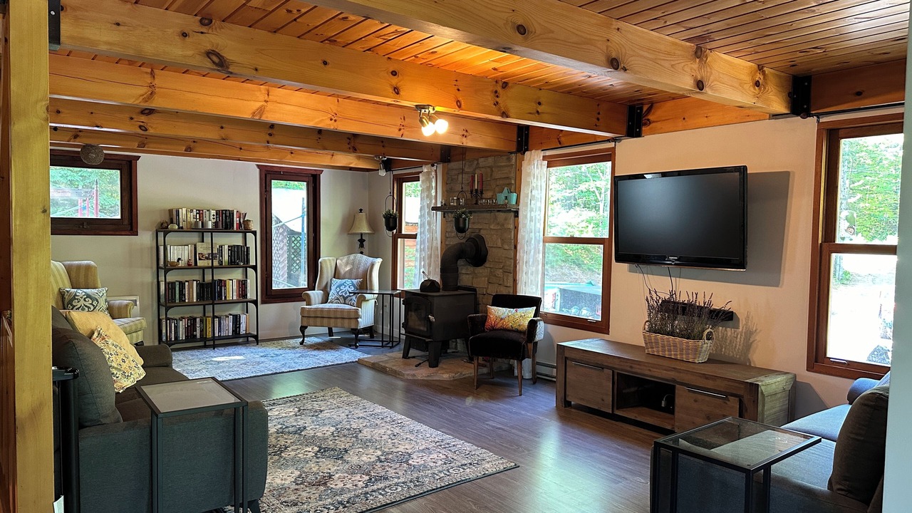 Photo of Livingroom in Lac-du-Cerf