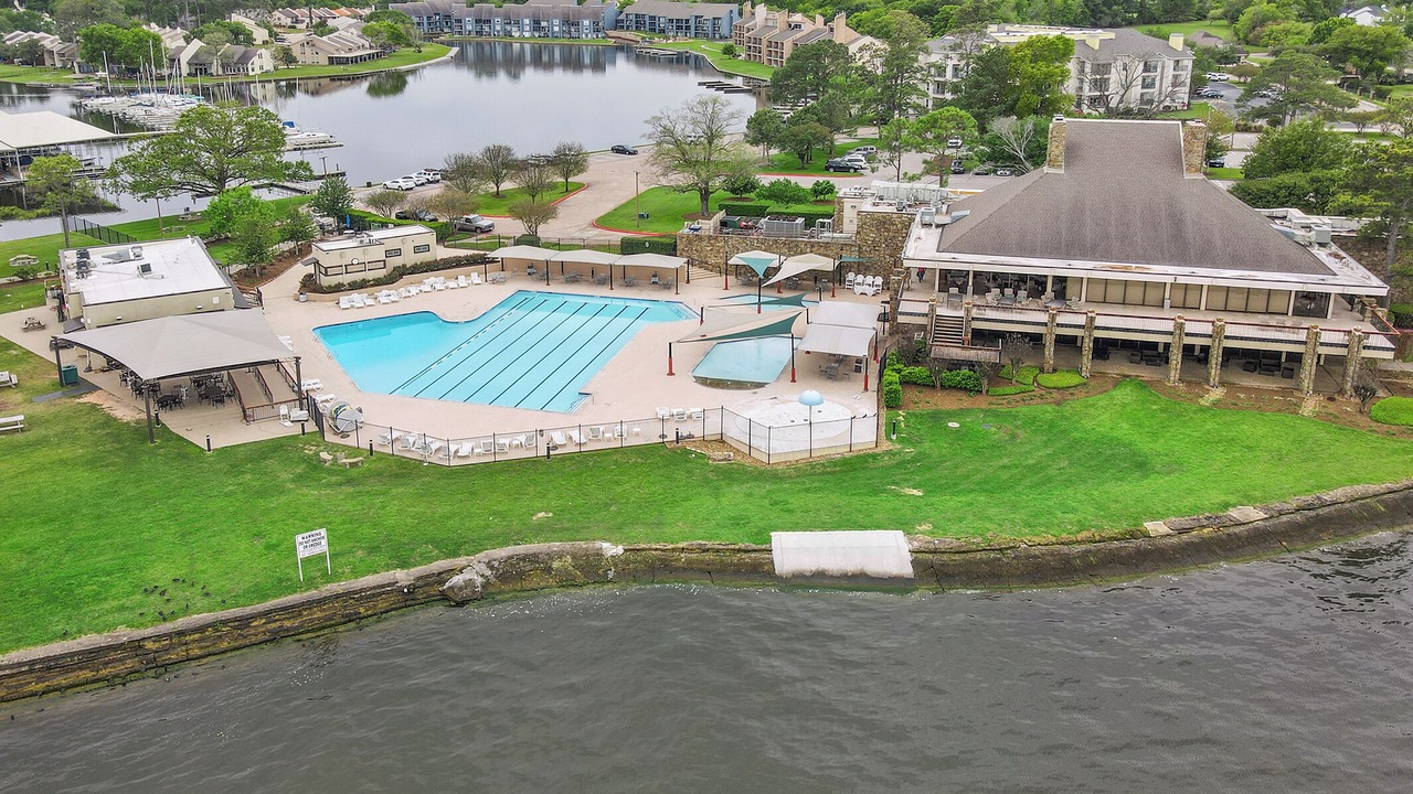 Photo of Outdoor in Walden on Lake Conroe