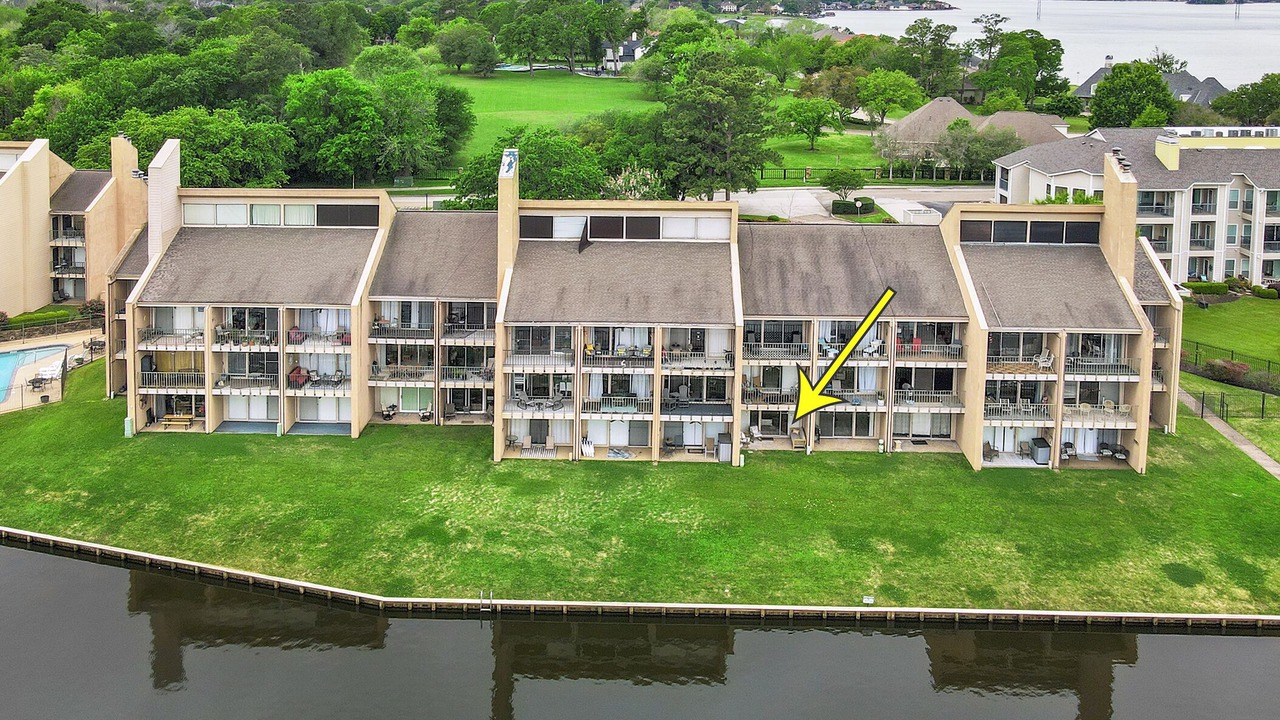 Photo of Outdoor in Walden on Lake Conroe