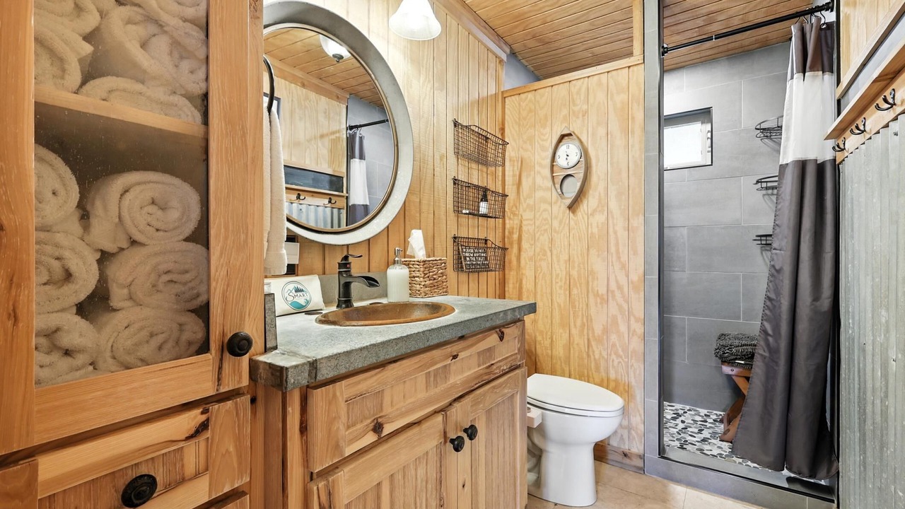 Photo of Bathroom in Palo Pinto County