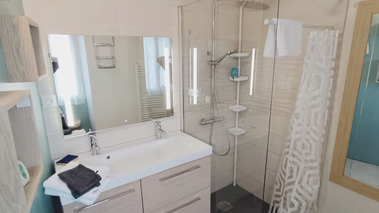 Photo of Bathroom in Sigean