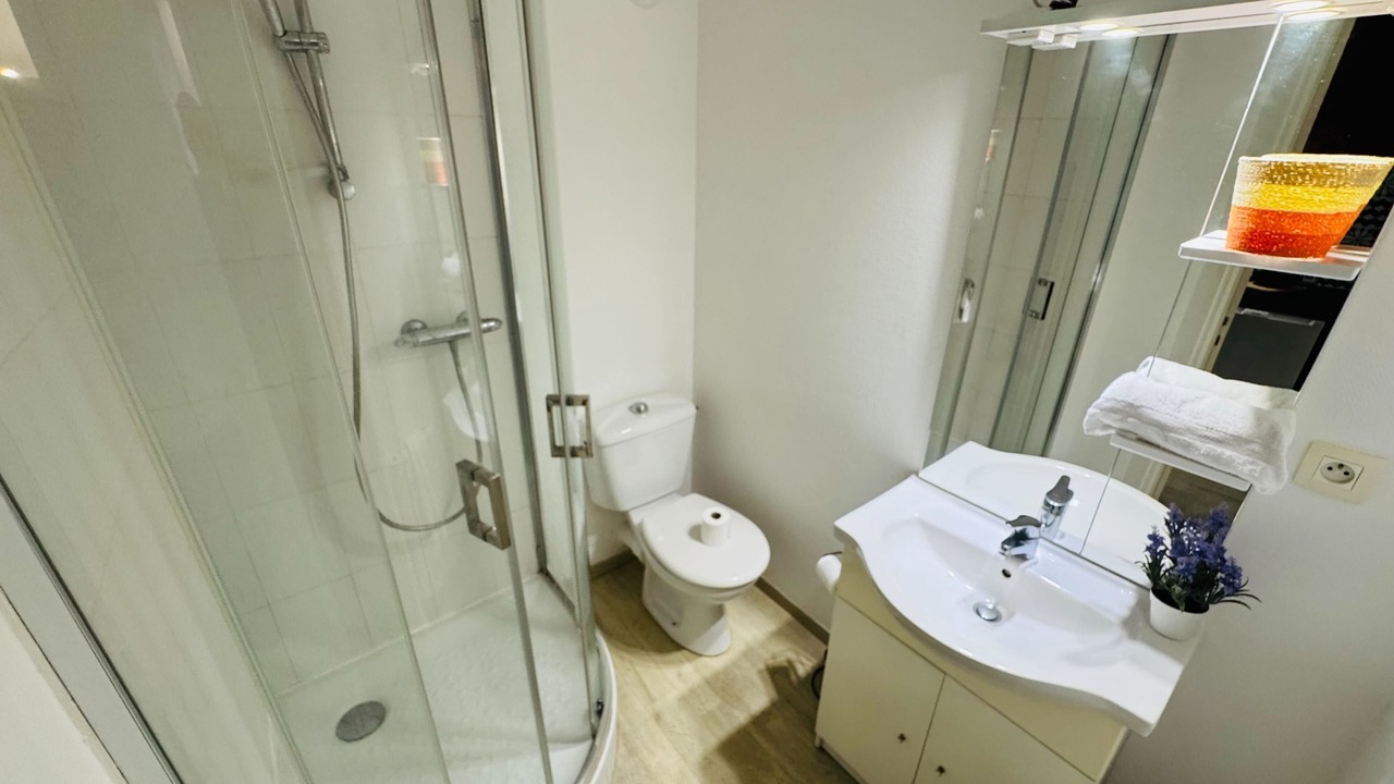 Photo of Bathroom in Saint-Julien