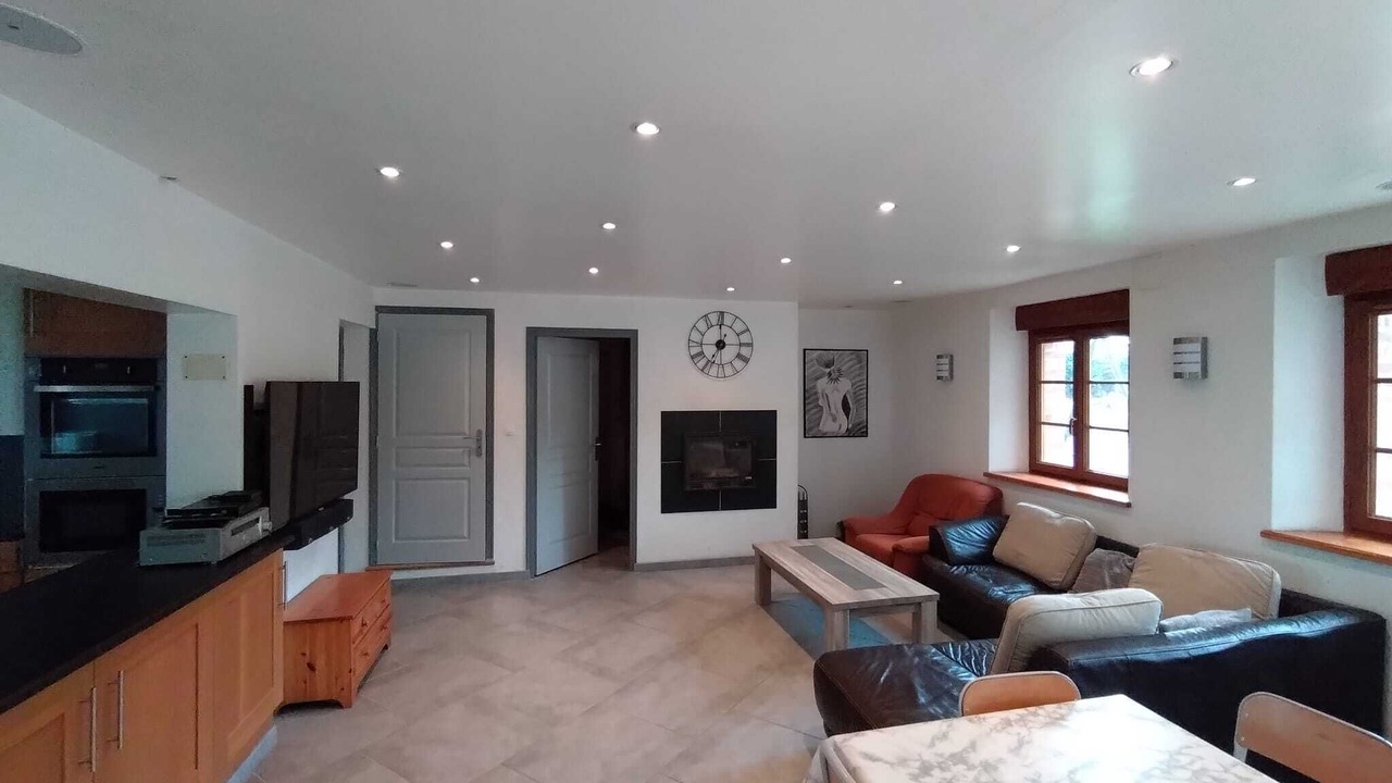 Photo of Livingroom in Englancourt