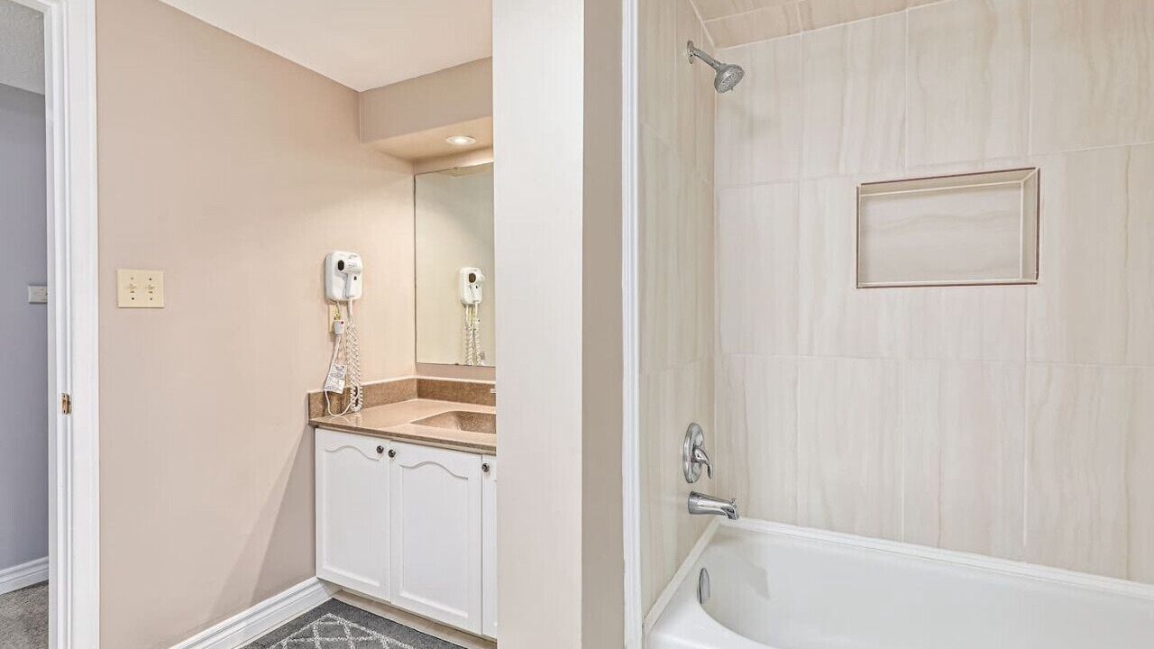 Photo of Bathroom in The Blue Mountains