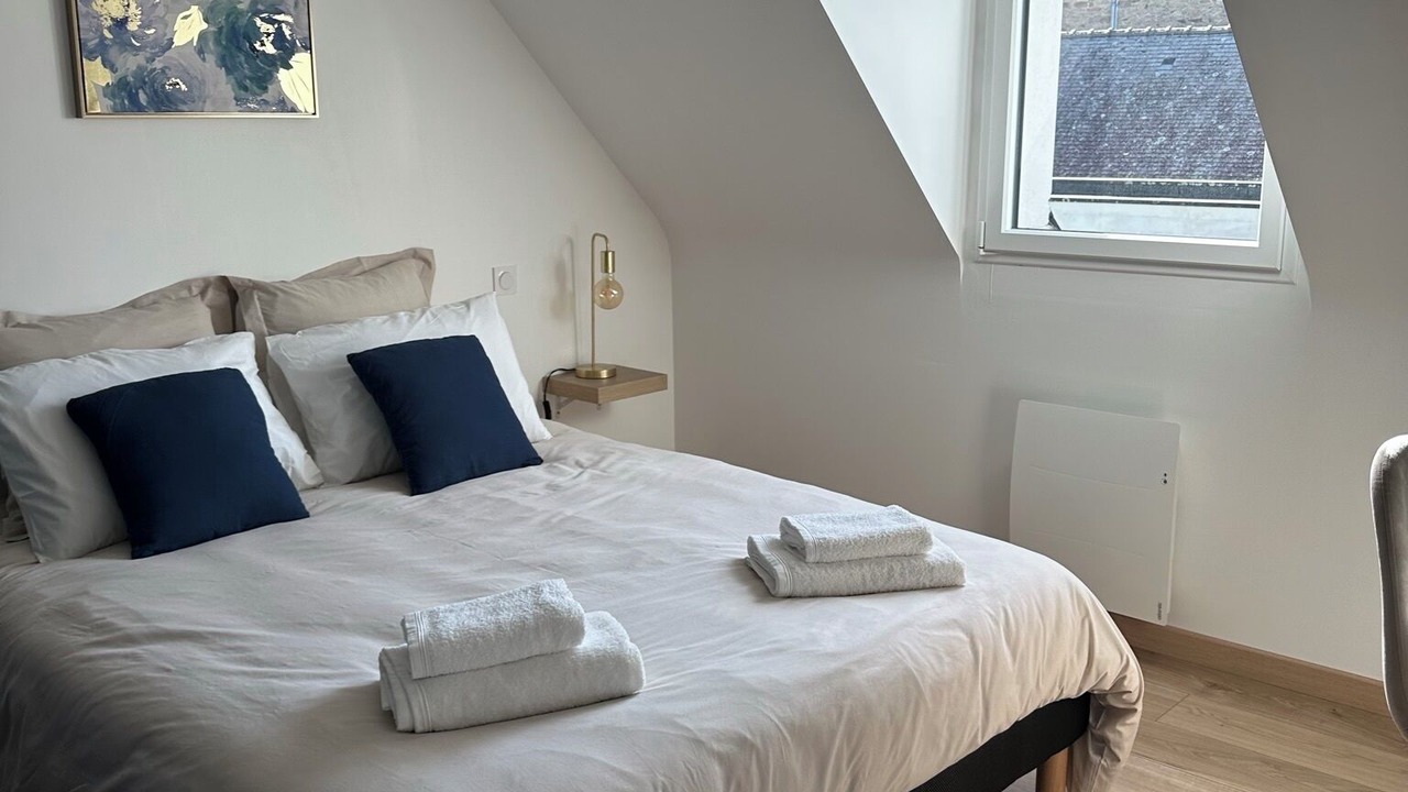 Photo of Bedroom in Locoal-Mendon