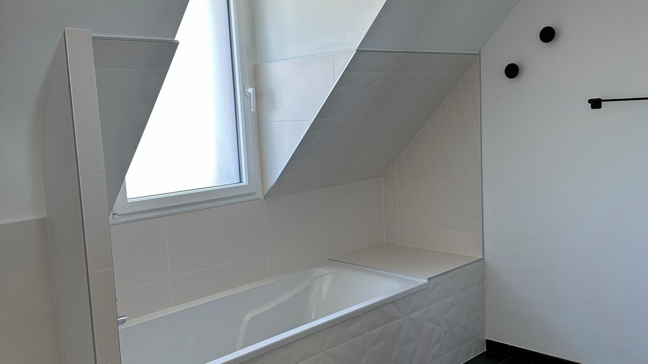 Photo of Bathroom in Locoal-Mendon