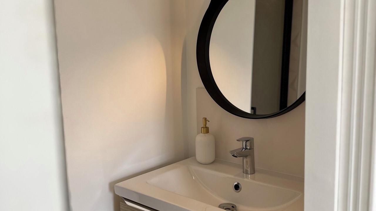 Photo of Bathroom in Locoal-Mendon