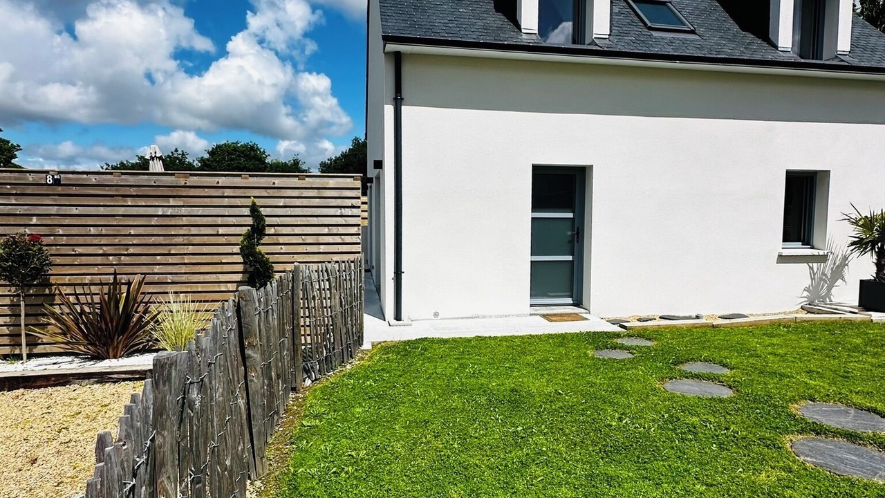 Photo of Outdoor in Locoal-Mendon