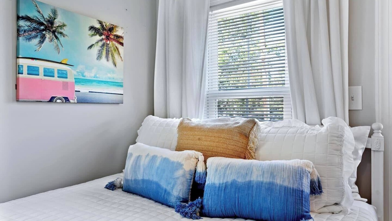 Photo of Bedroom in Downtown