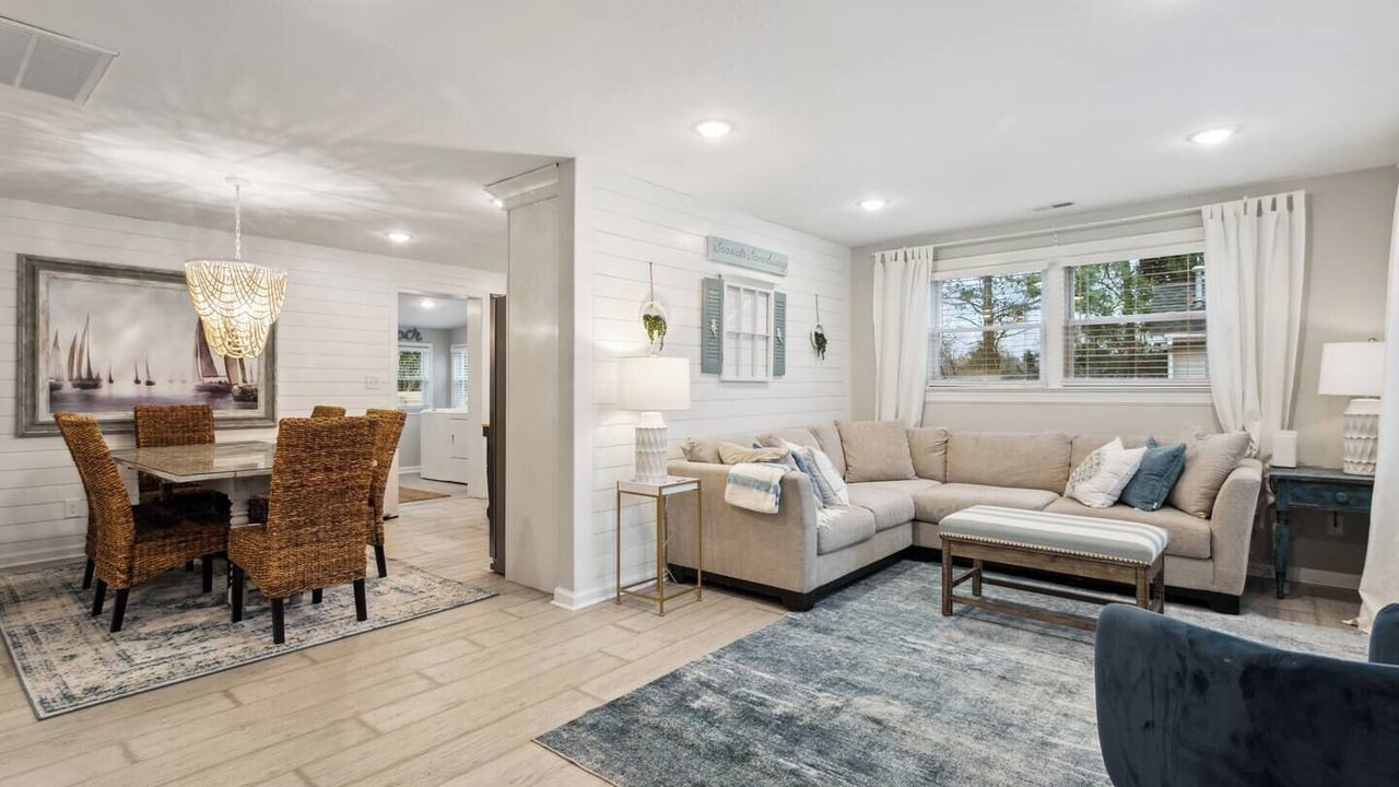 Photo of Bedroom in Buckroe Beach