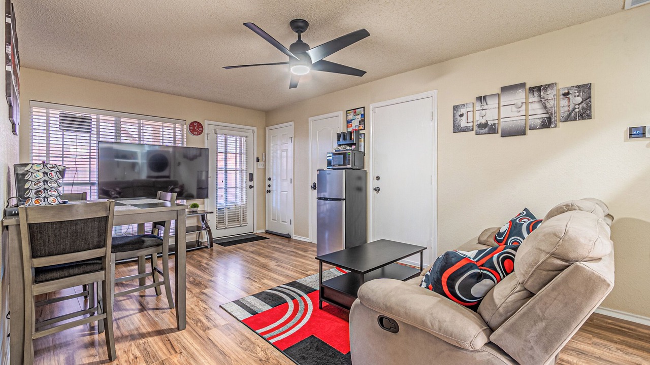 Photo of Bedroom in Far North Dallas