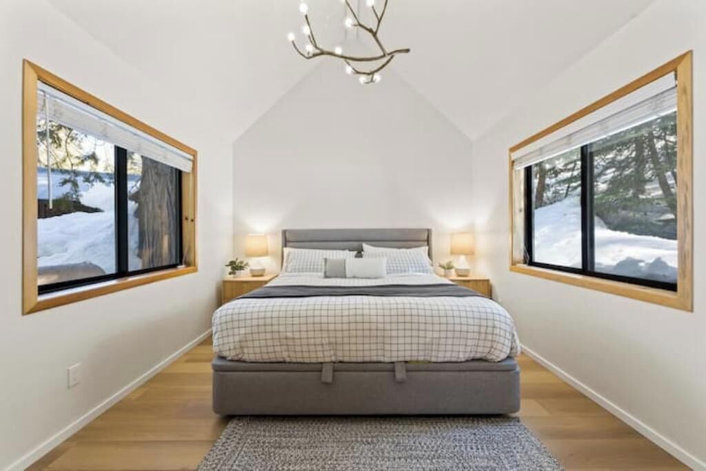 Photo of Bedroom in Tahoe National Forest