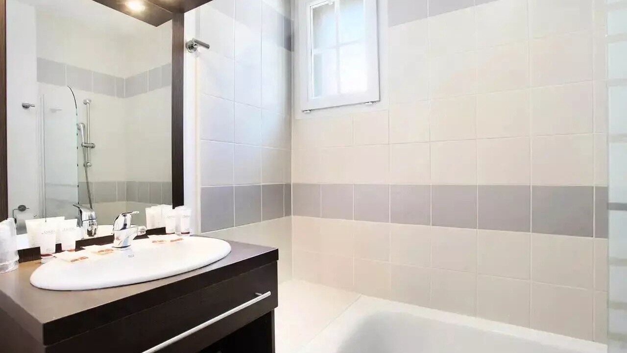 Photo of Bathroom in Cabries
