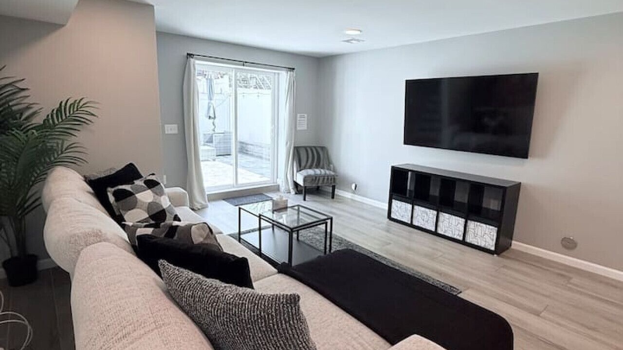 Photo of Livingroom in Communipaw
